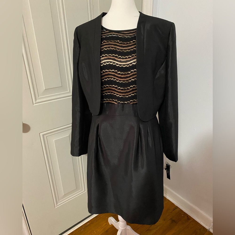 Tahari dress and jacket set size 10 nwt